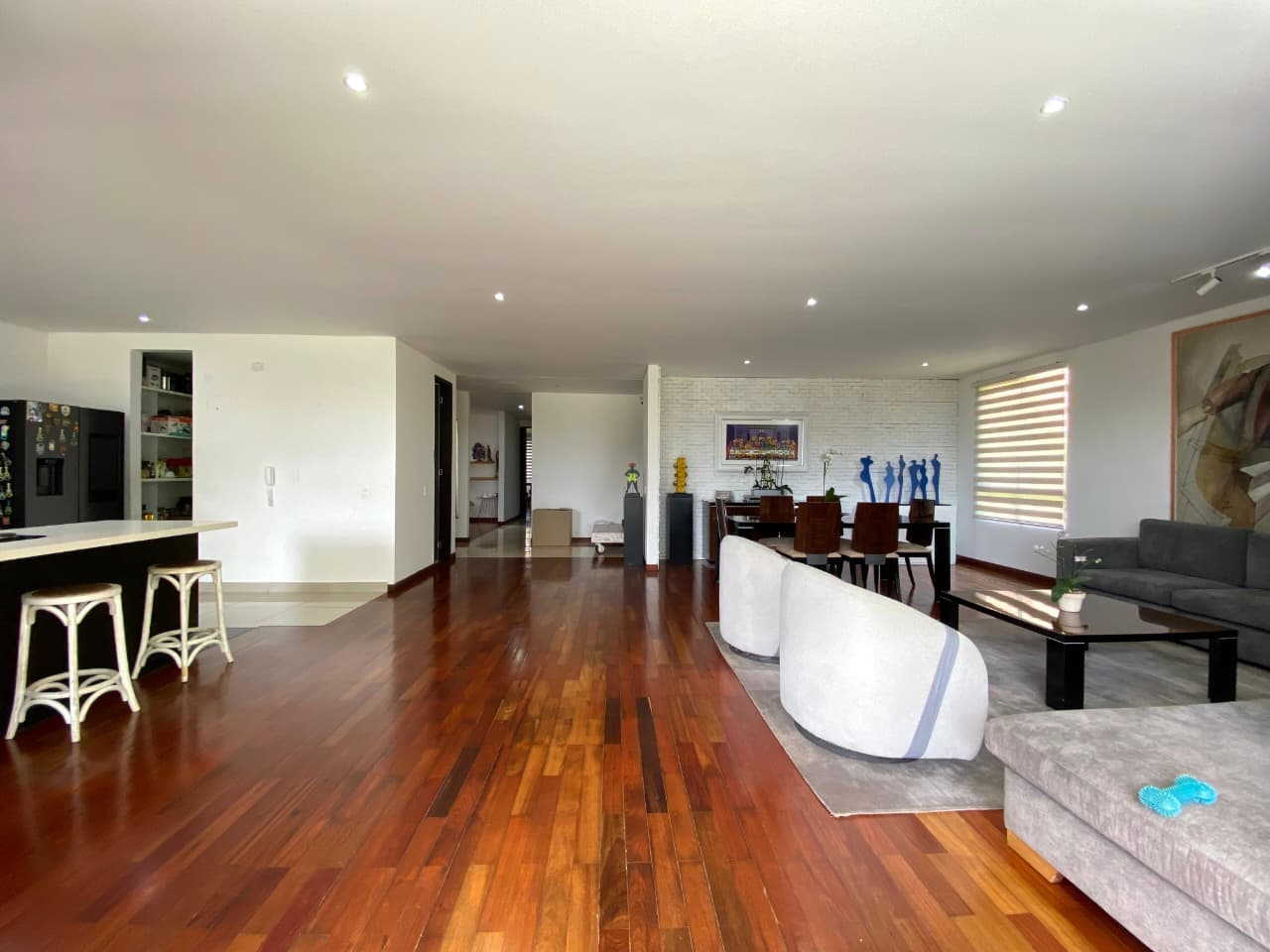 Apartamento en arriendo en La Calera, Poblado, Medellín — foto 5 de 20