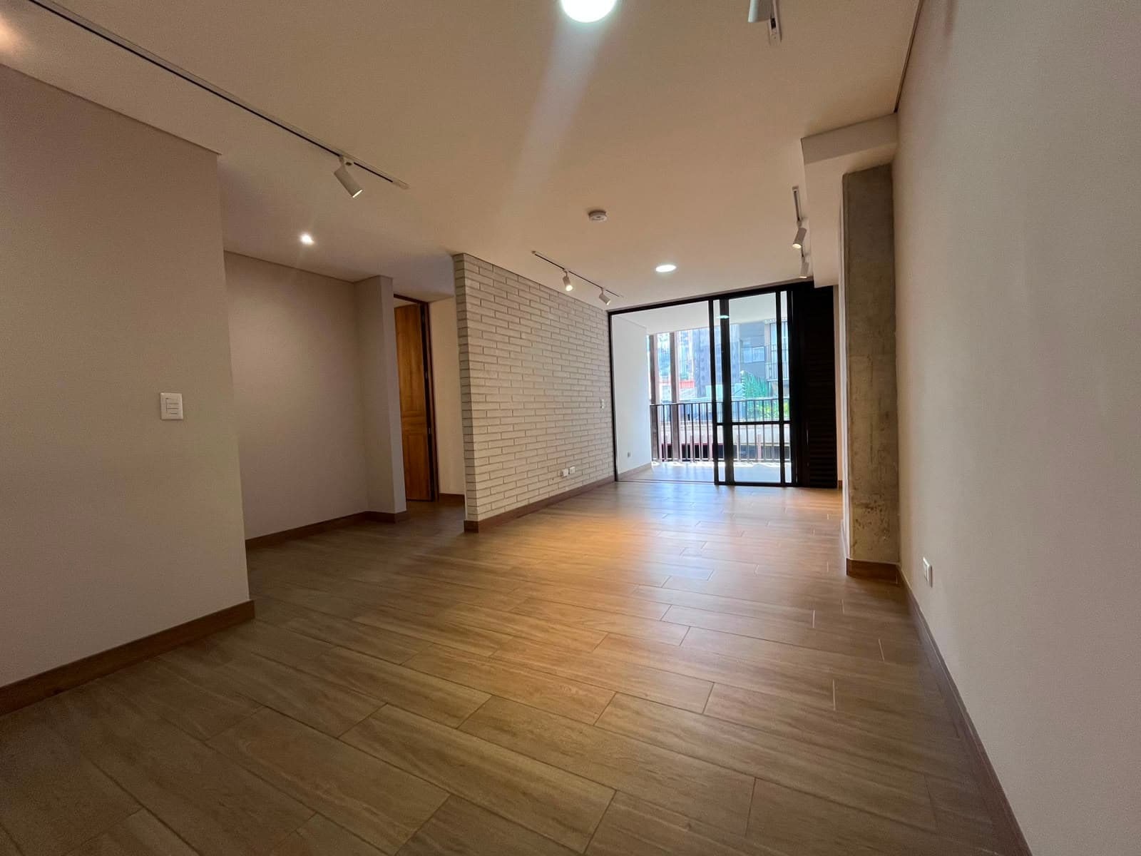 Apartamento en arriendo en Ciudad Del Rio, Medellín — foto 3 de 20