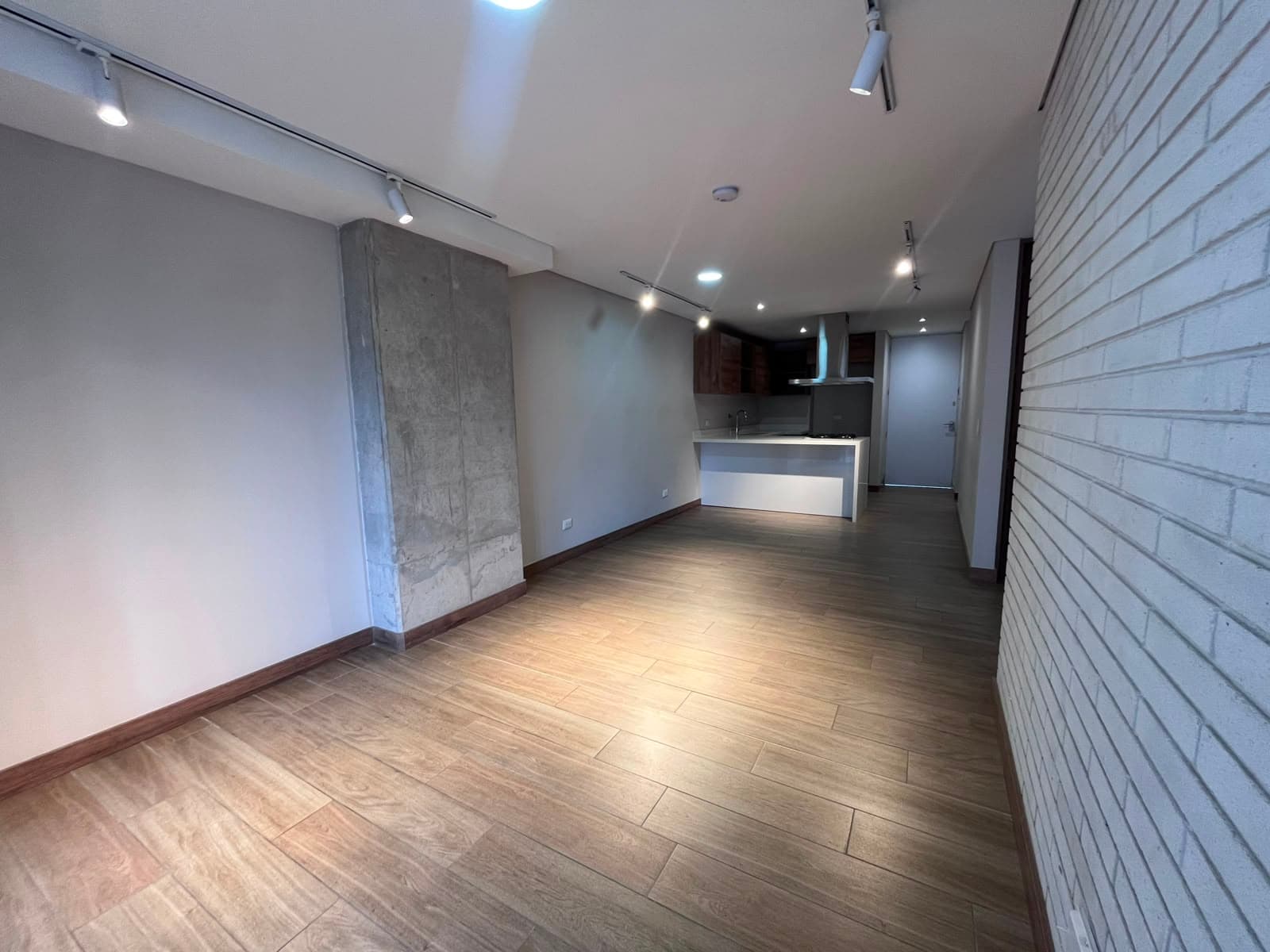 Apartamento en arriendo en Ciudad Del Rio, Medellín — foto 4 de 20