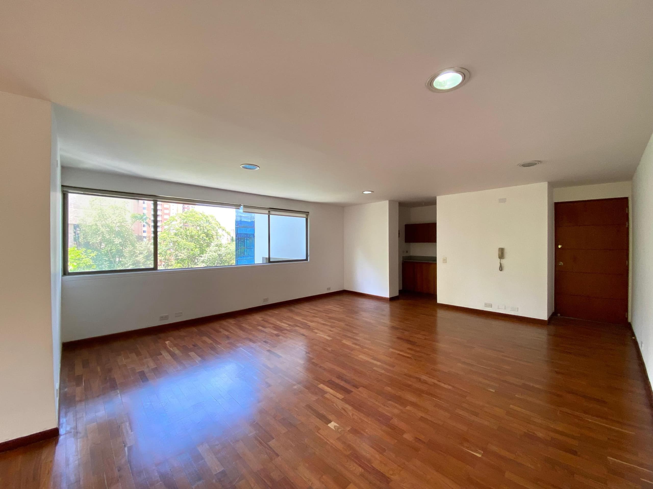 Oficina en arriendo en Transversal Inferior, Poblado, Medellín — foto 4 de 12