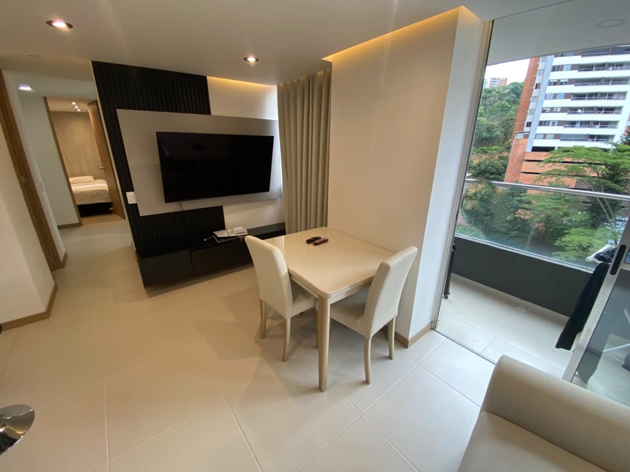 Apartamento en arriendo en Aves Maria, Sabaneta — foto 3 de 16
