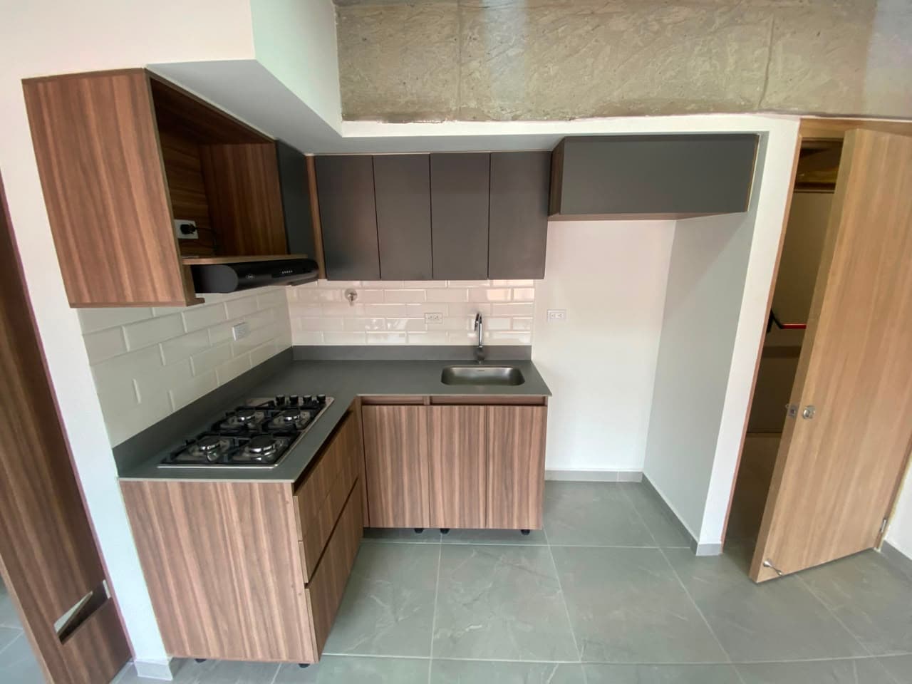 Apartamento en arriendo en Pan De Azucar, Sabaneta — foto 1 de 15