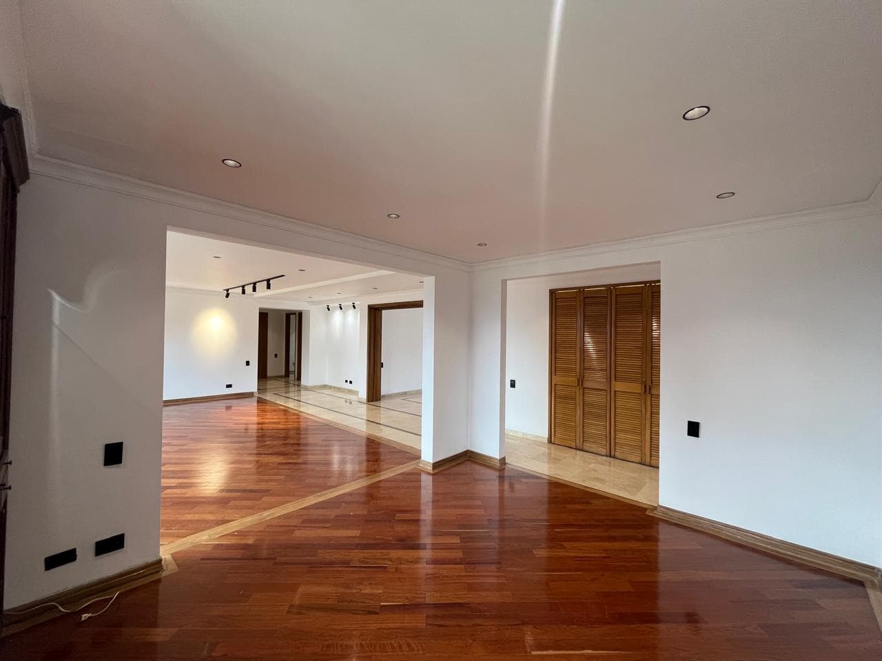 Apartamento en arriendo en Los Balsos, Poblado, Medellín — foto 4 de 20
