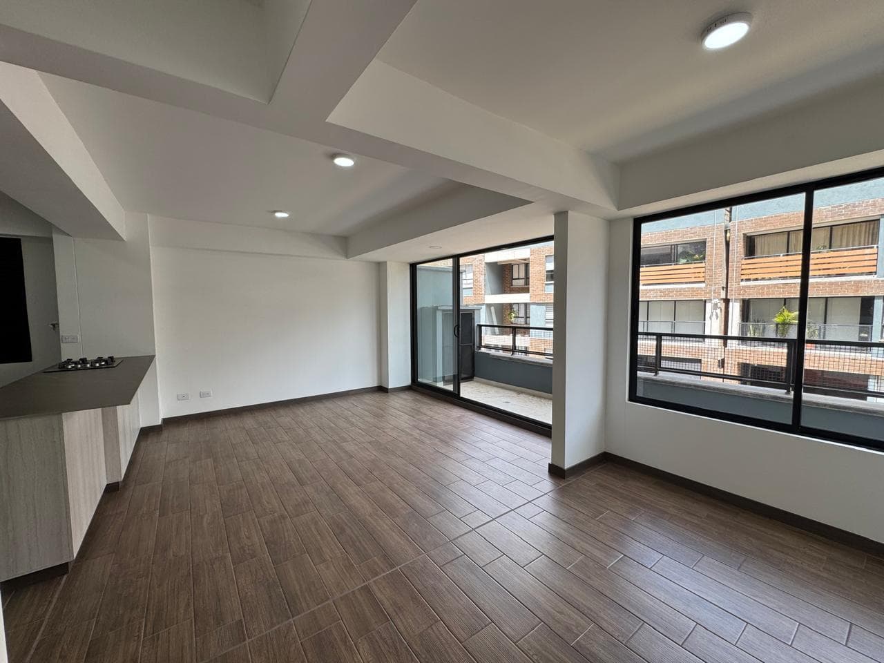 Apartamento en arriendo en Retiro — foto 1 de 16