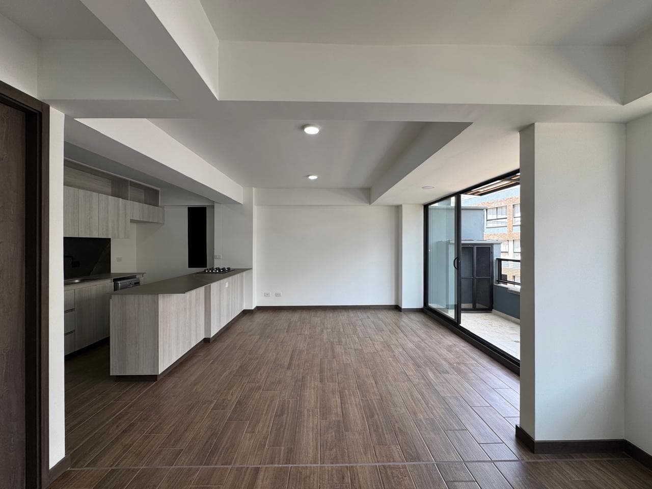Apartamento en arriendo en Retiro — foto 2 de 16