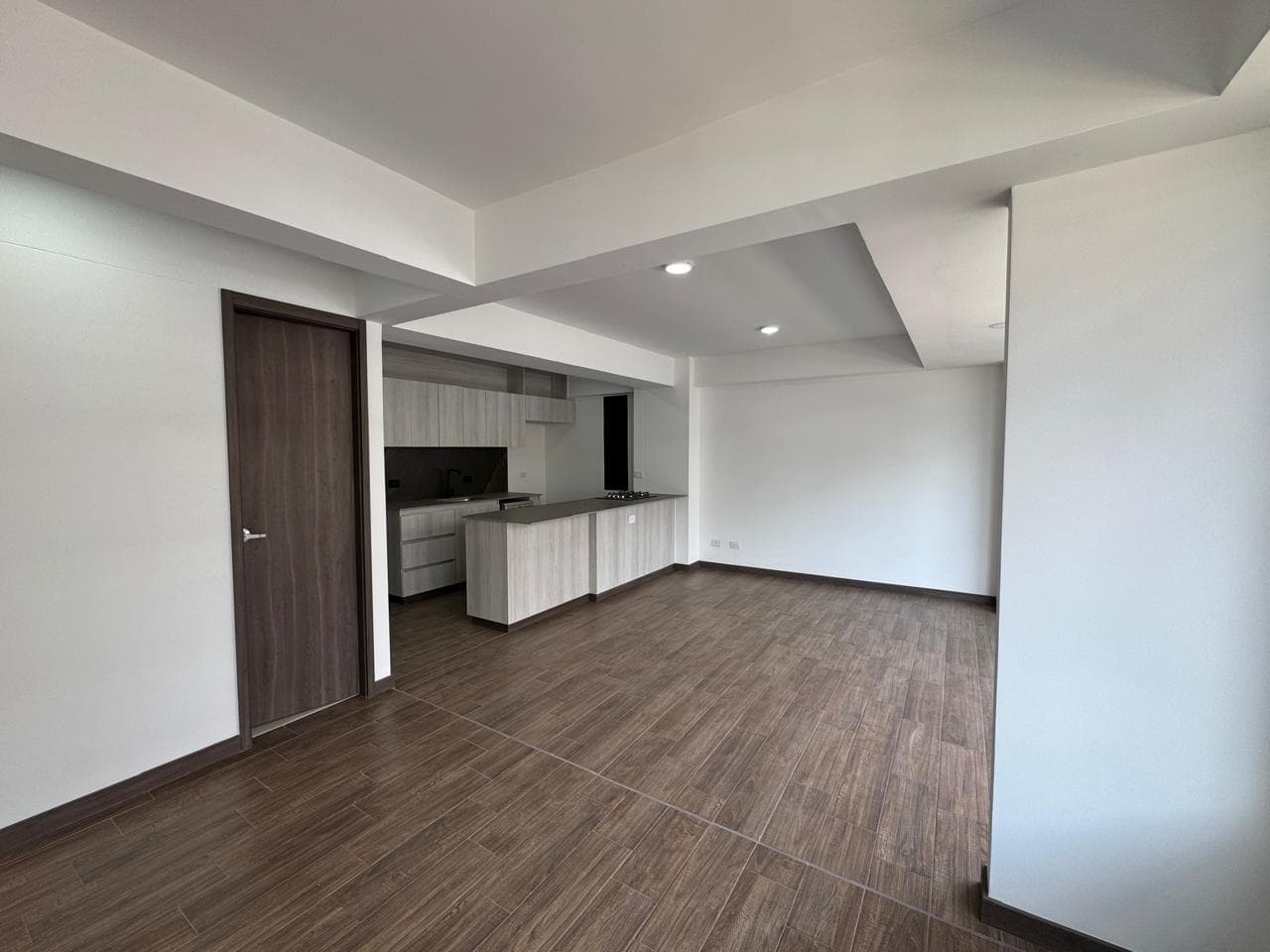 Apartamento en arriendo en Retiro — foto 4 de 16