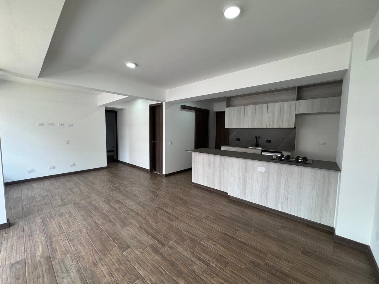 Apartamento en arriendo en Retiro — foto 5 de 16