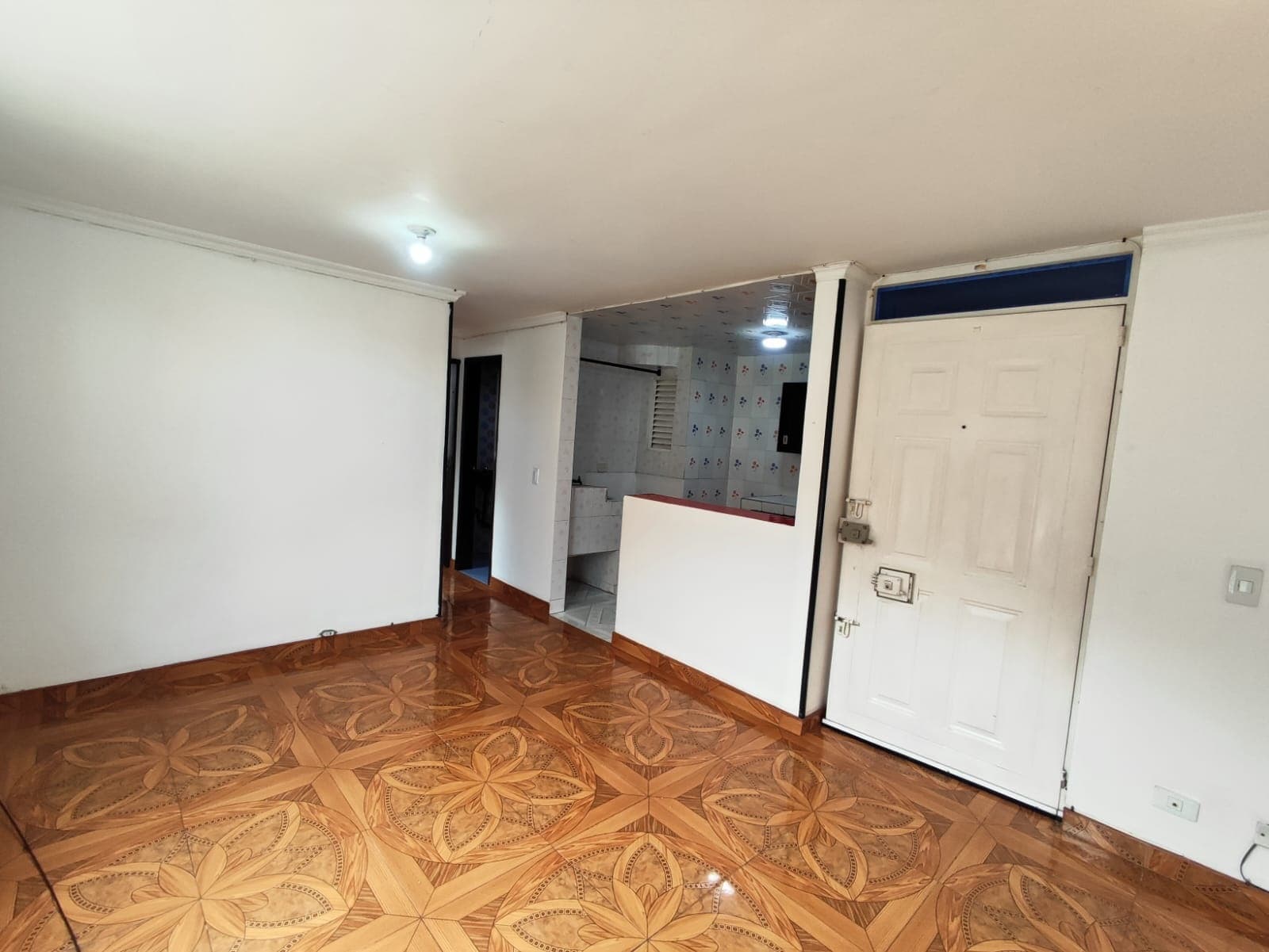 Apartamento en arriendo en Hogares, Soacha — foto 1 de 16