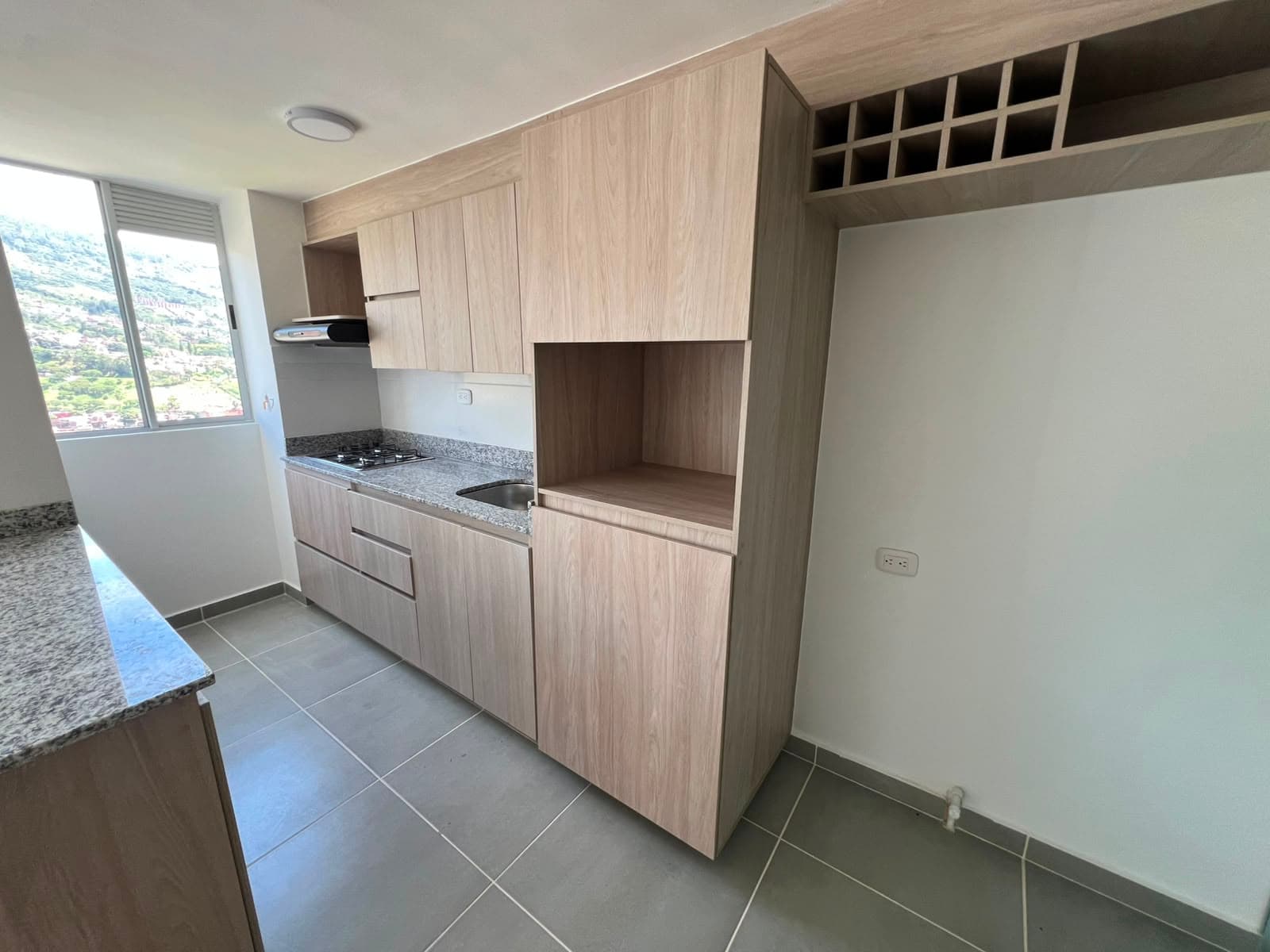Apartamento en arriendo en Calasanz Parte Alta, La America, Medellín — foto 2 de 17