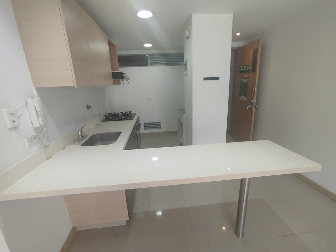 Apartamento en arriendo en Vegas De San Jose, Sabaneta — foto 2 de 18