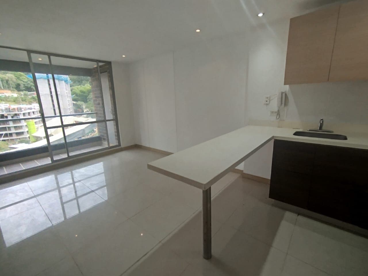 Apartamento en arriendo en Vegas De San Jose, Sabaneta — foto 3 de 18