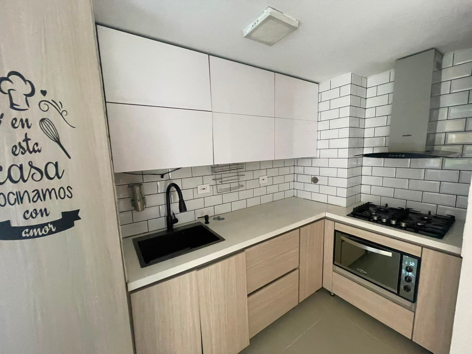 Apartamento en arriendo en Rodeo Alto, Belen, Medellín — foto 1 de 16