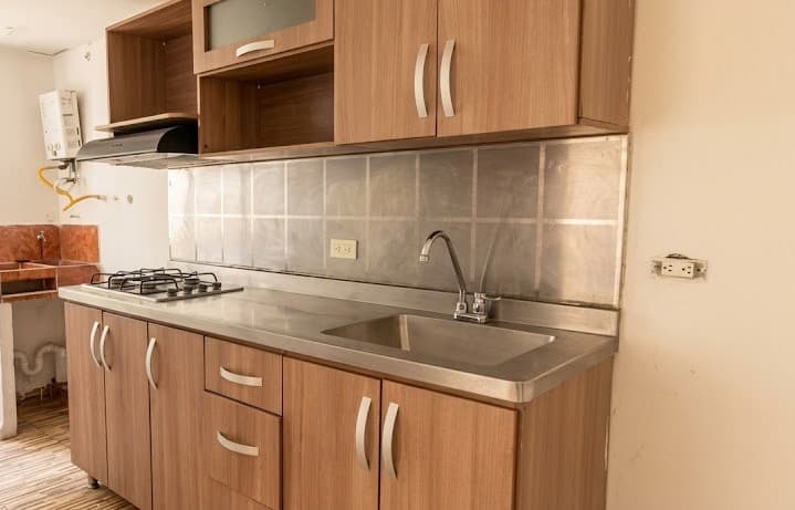 Apartamento en arriendo en Madera, Bello — foto 2 de 13