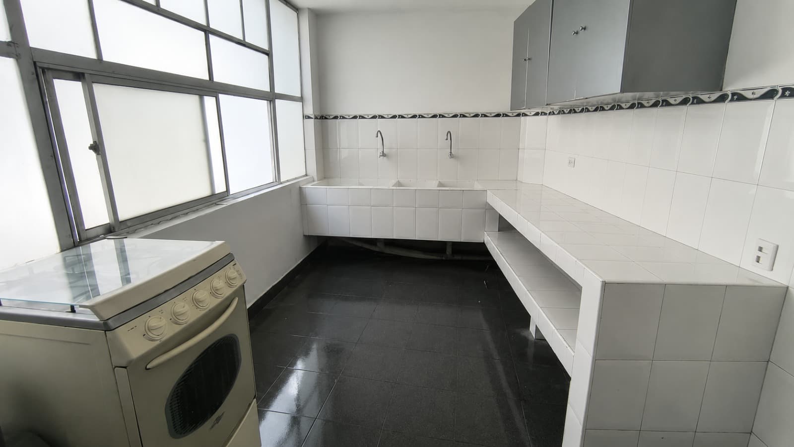 Apartamento en arriendo en Buenos Aires, Centro, Medellín — foto 3 de 15