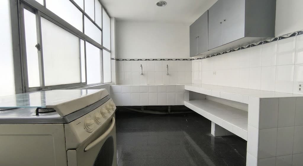 Apartamento en arriendo en Buenos Aires, Centro, Medellín — foto 4 de 15
