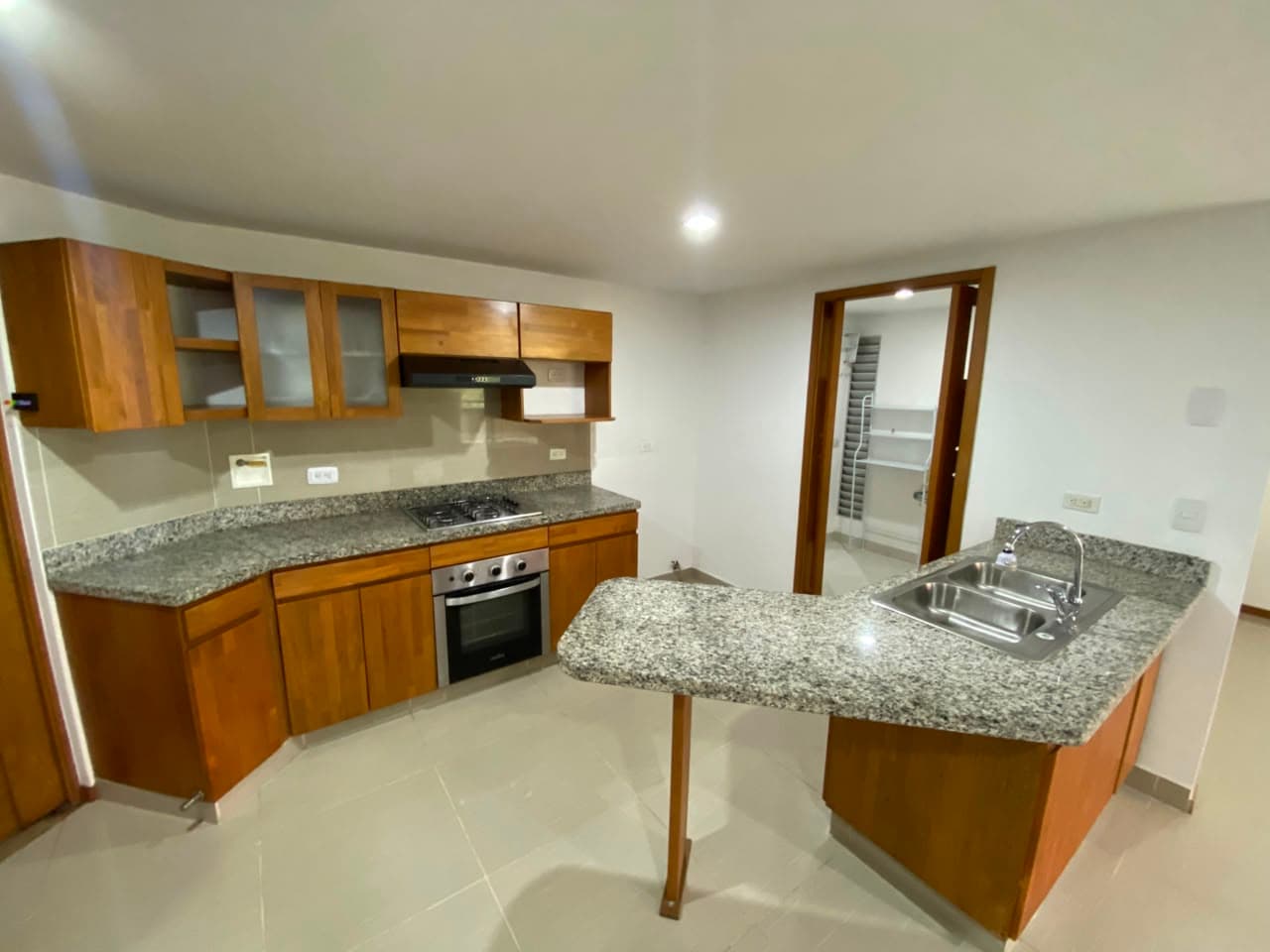 Apartamento en arriendo en Las Lomitas, Sabaneta — foto 1 de 20
