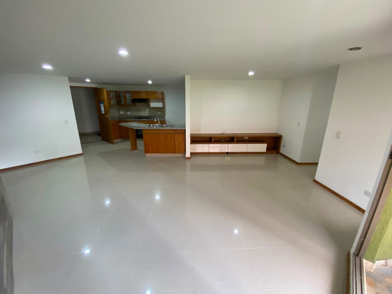 Apartamento en arriendo en Las Lomitas, Sabaneta — foto 4 de 20