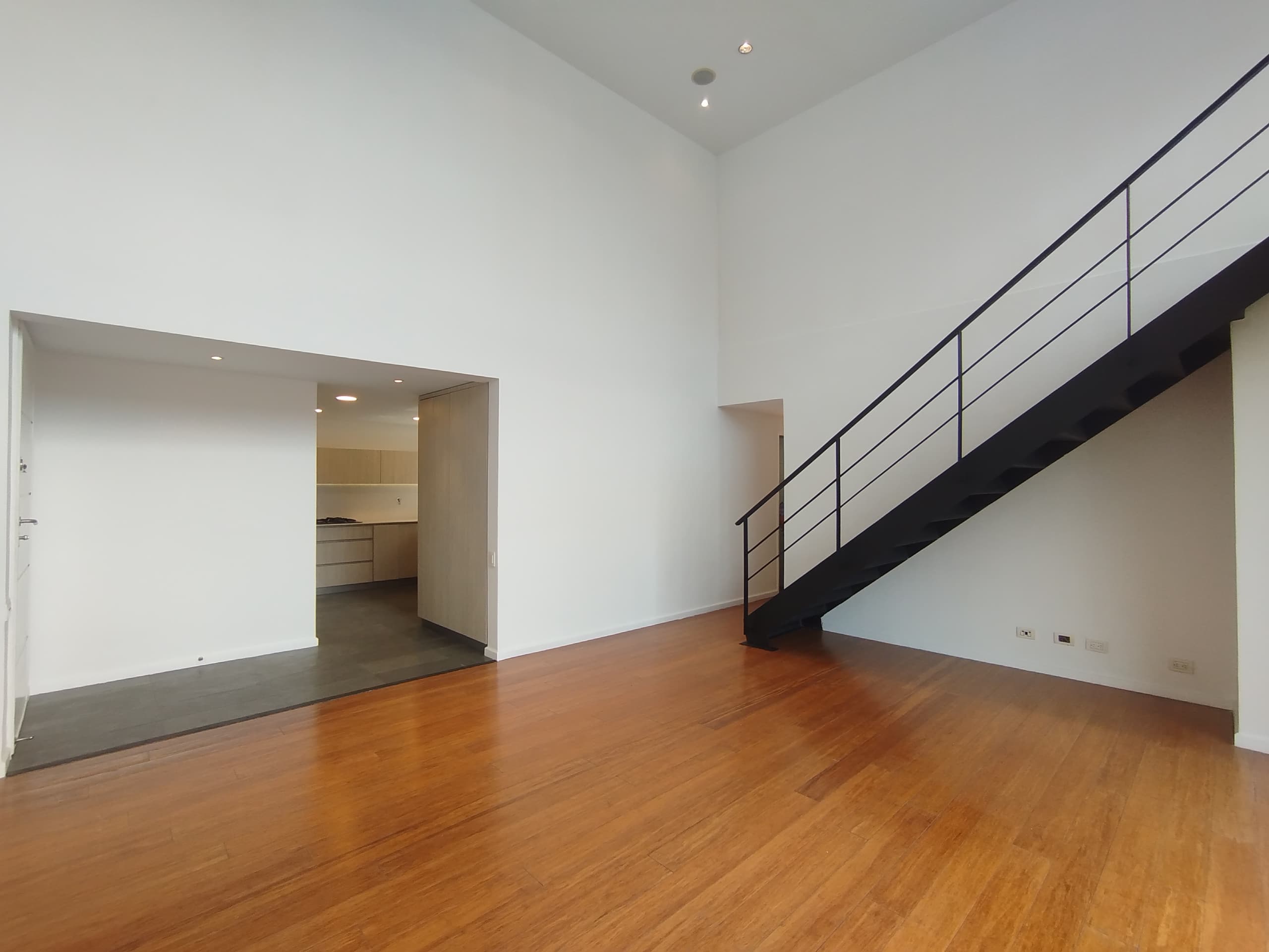 Apartamento en arriendo en Los Balsos, Poblado, Medellín — foto 3 de 20