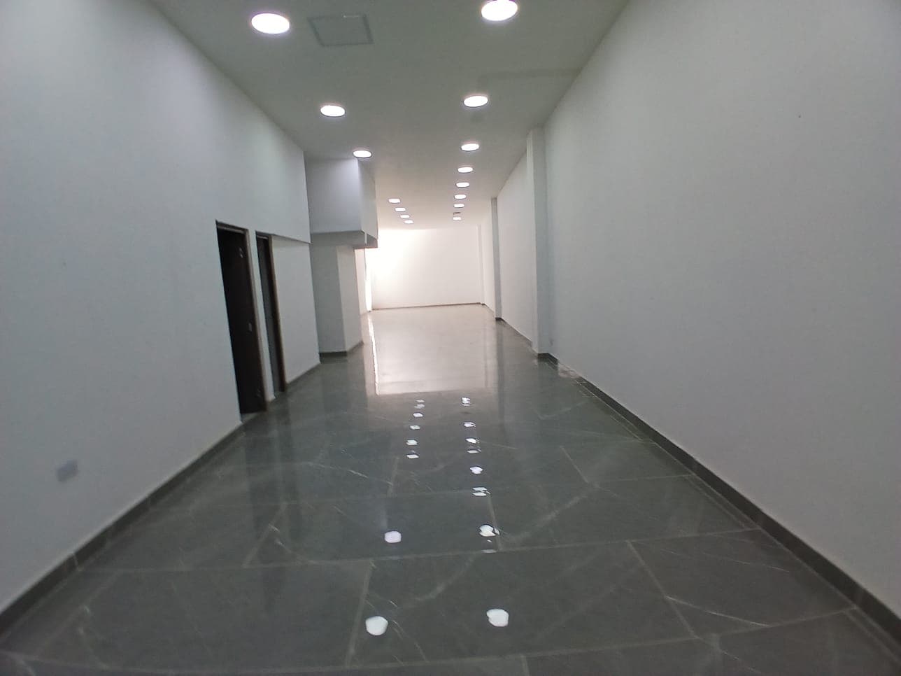 Local en arriendo en Belen, Medellín — foto 3 de 13