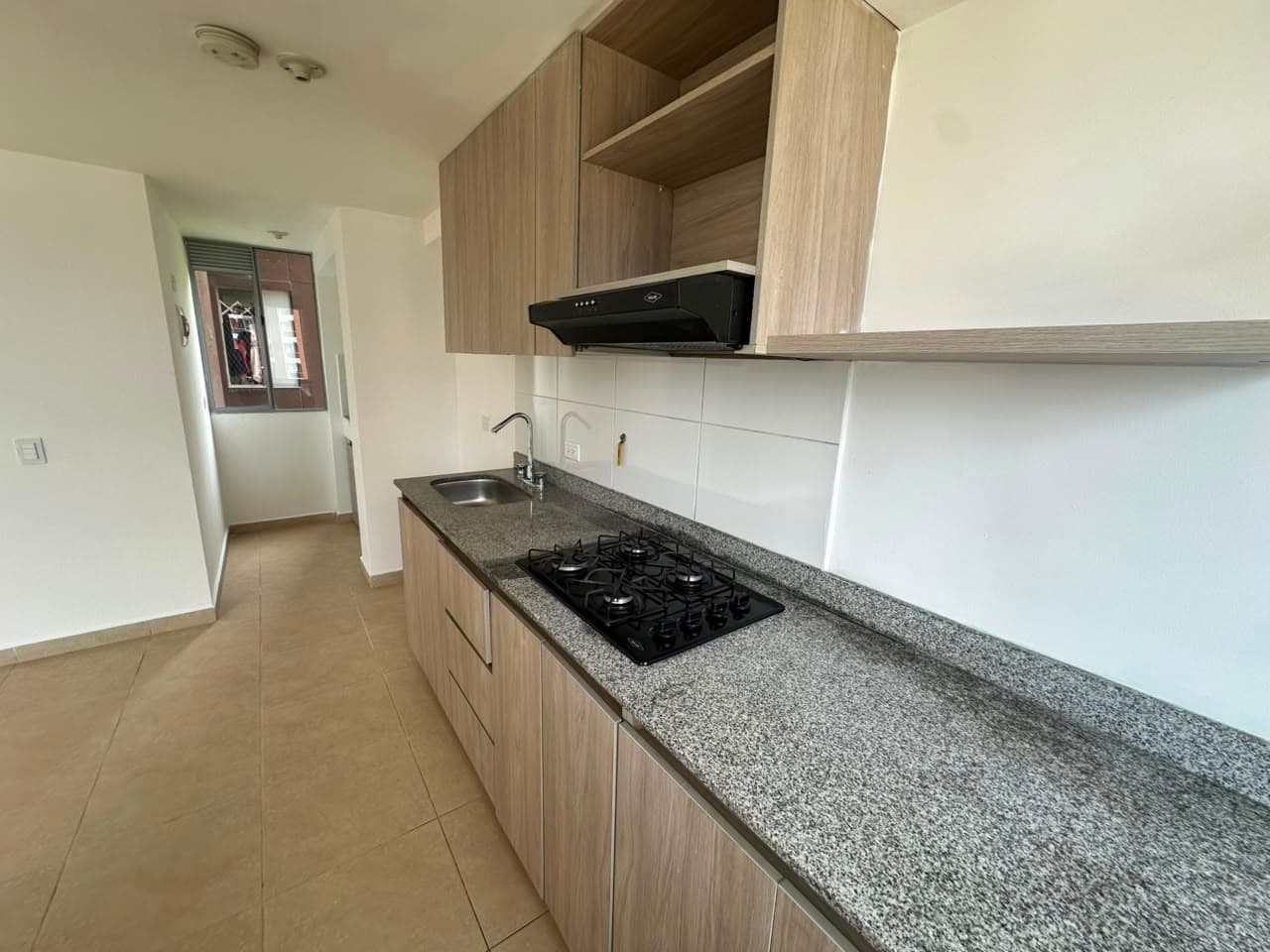 Apartamento en arriendo en La Cuenca, Envigado — foto 2 de 14