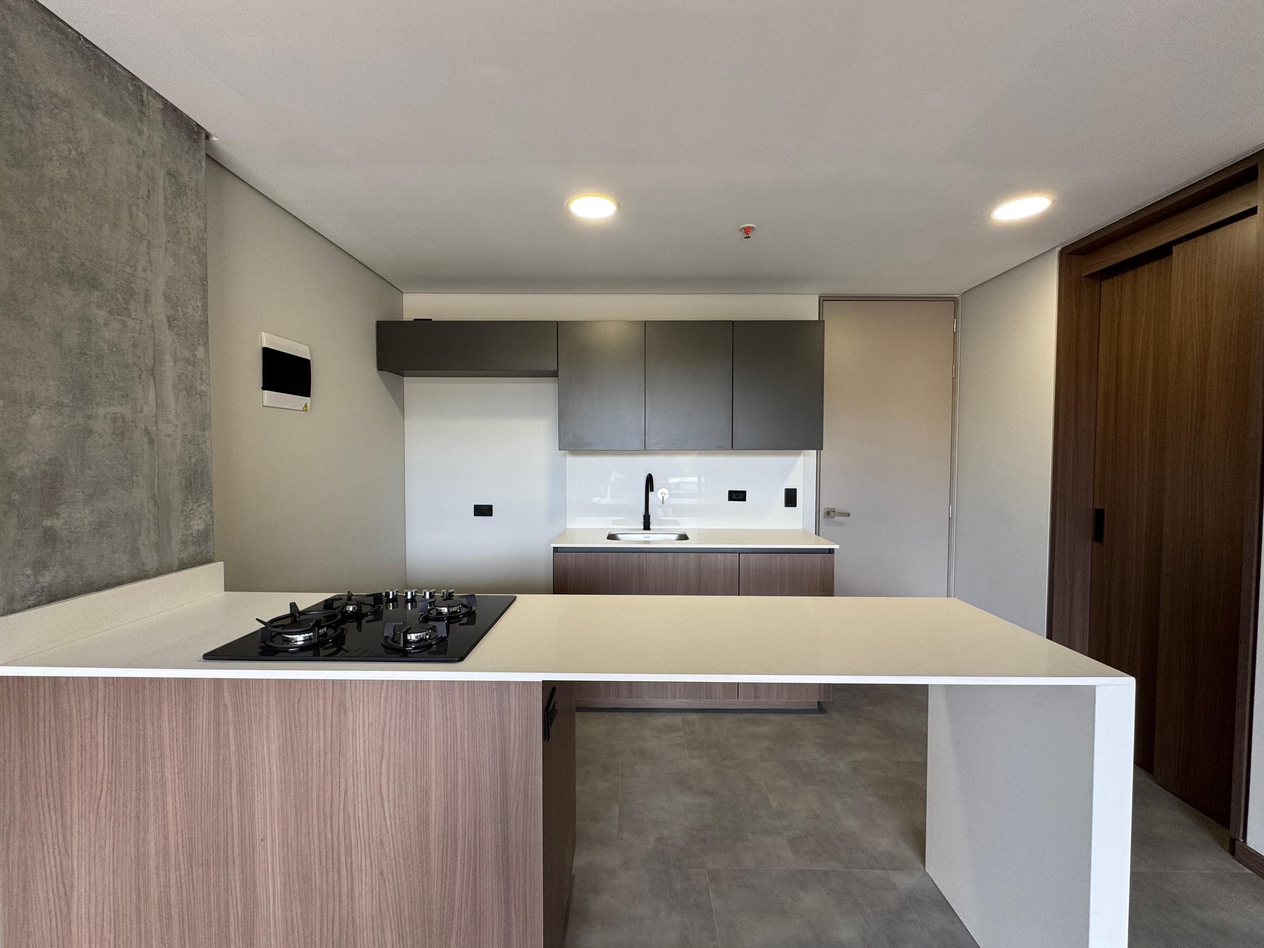 Aparta Suite en arriendo en El Retiro — foto 1 de 12