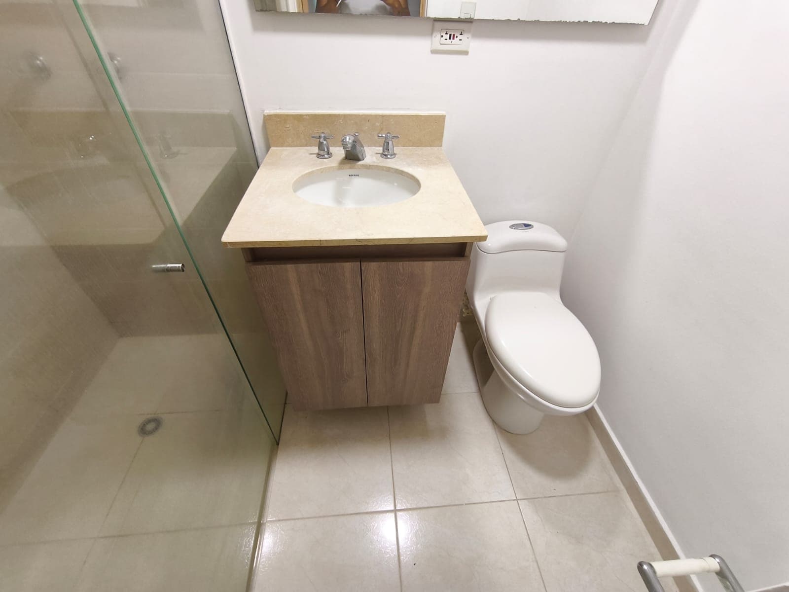 Apartamento en arriendo en Madera, Bello — foto 5 de 16