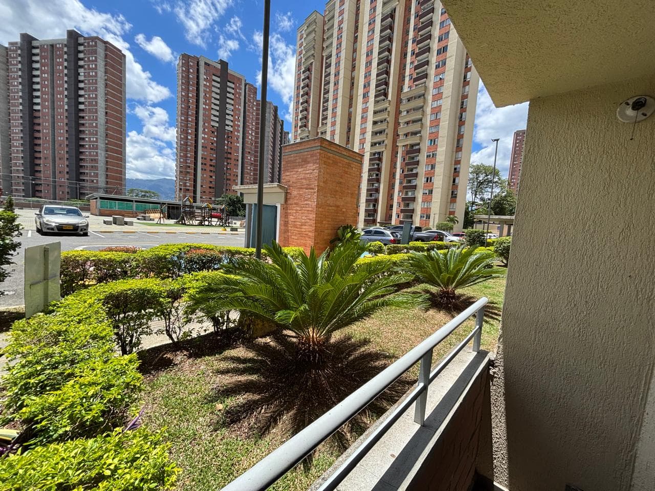 Apartamento en arriendo en Ditaires, Itagui — foto 1 de 13