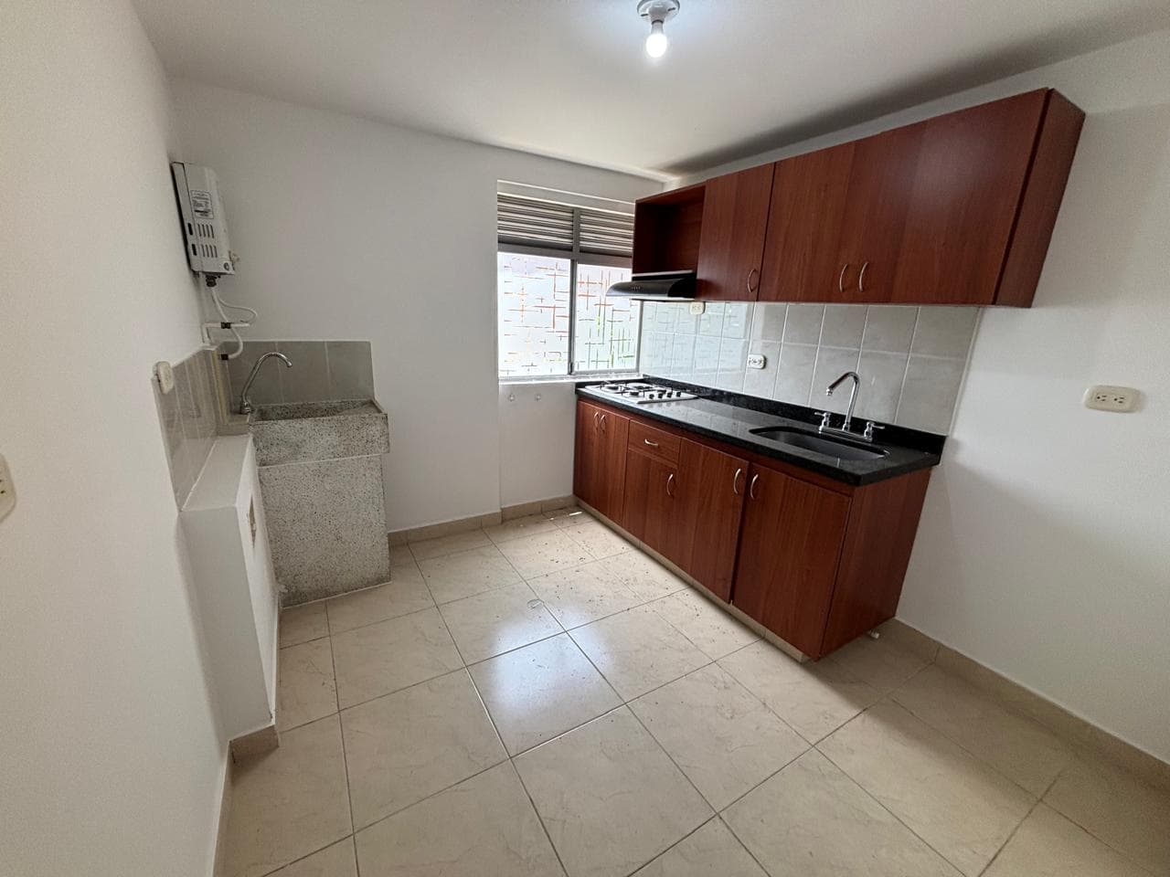 Apartamento en arriendo en Ditaires, Itagui — foto 4 de 13