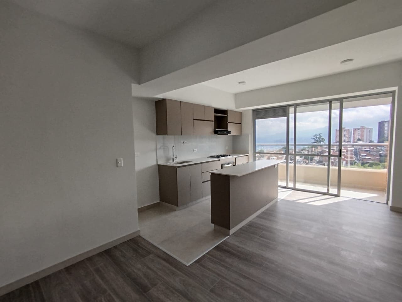 Apartamento en arriendo en Maria Auxiliadora, Sabaneta — foto 4 de 18