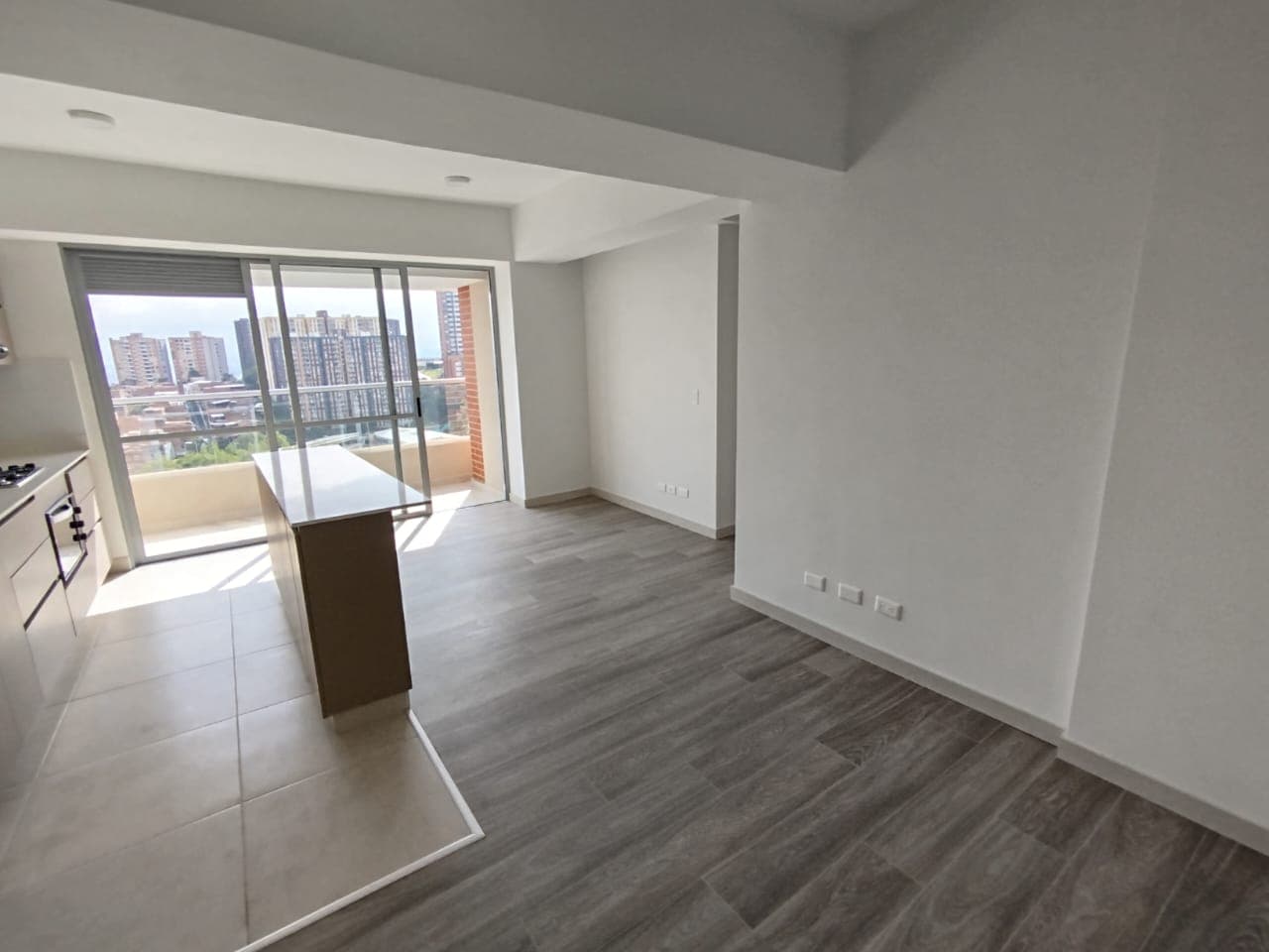 Apartamento en arriendo en Maria Auxiliadora, Sabaneta — foto 5 de 18