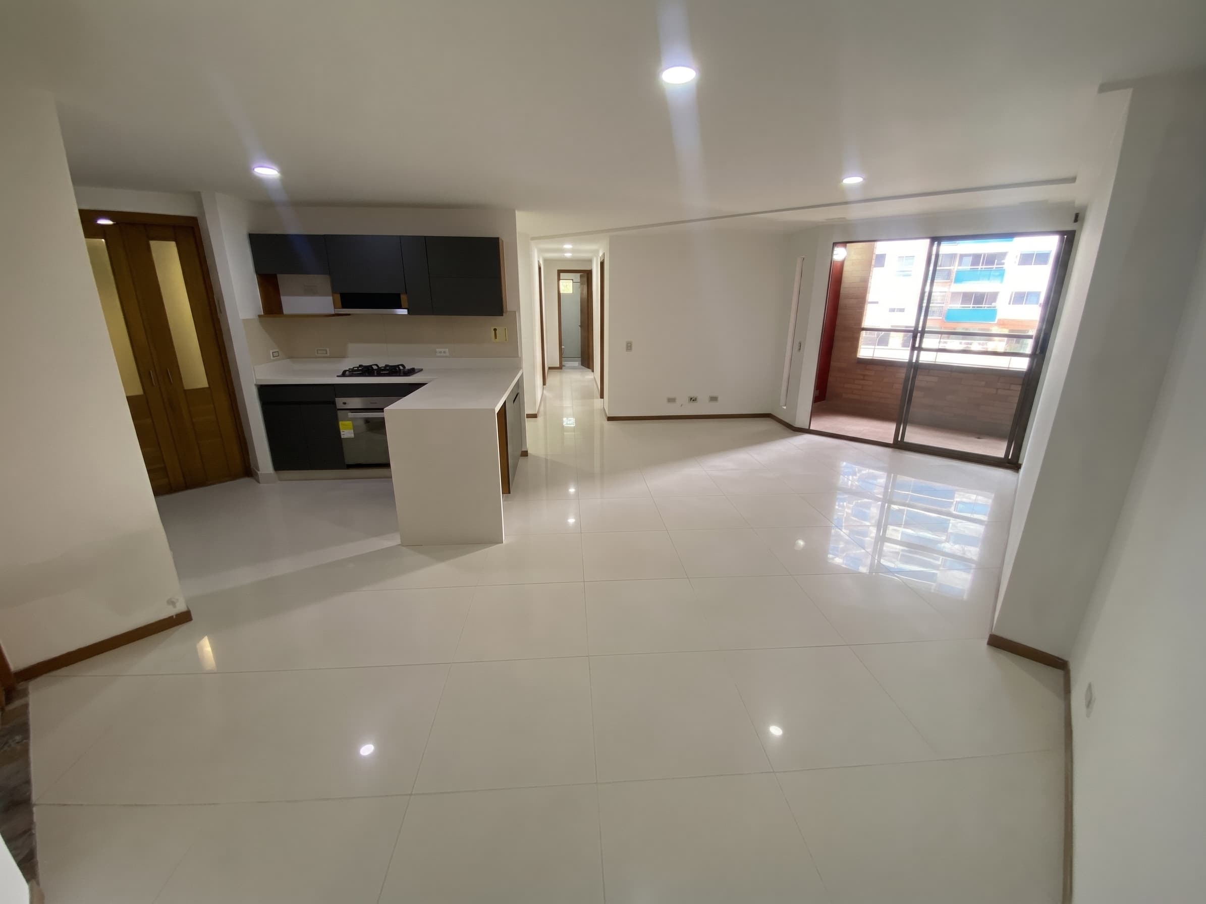 Apartamento en arriendo en Las Lomitas, Sabaneta — foto 5 de 20