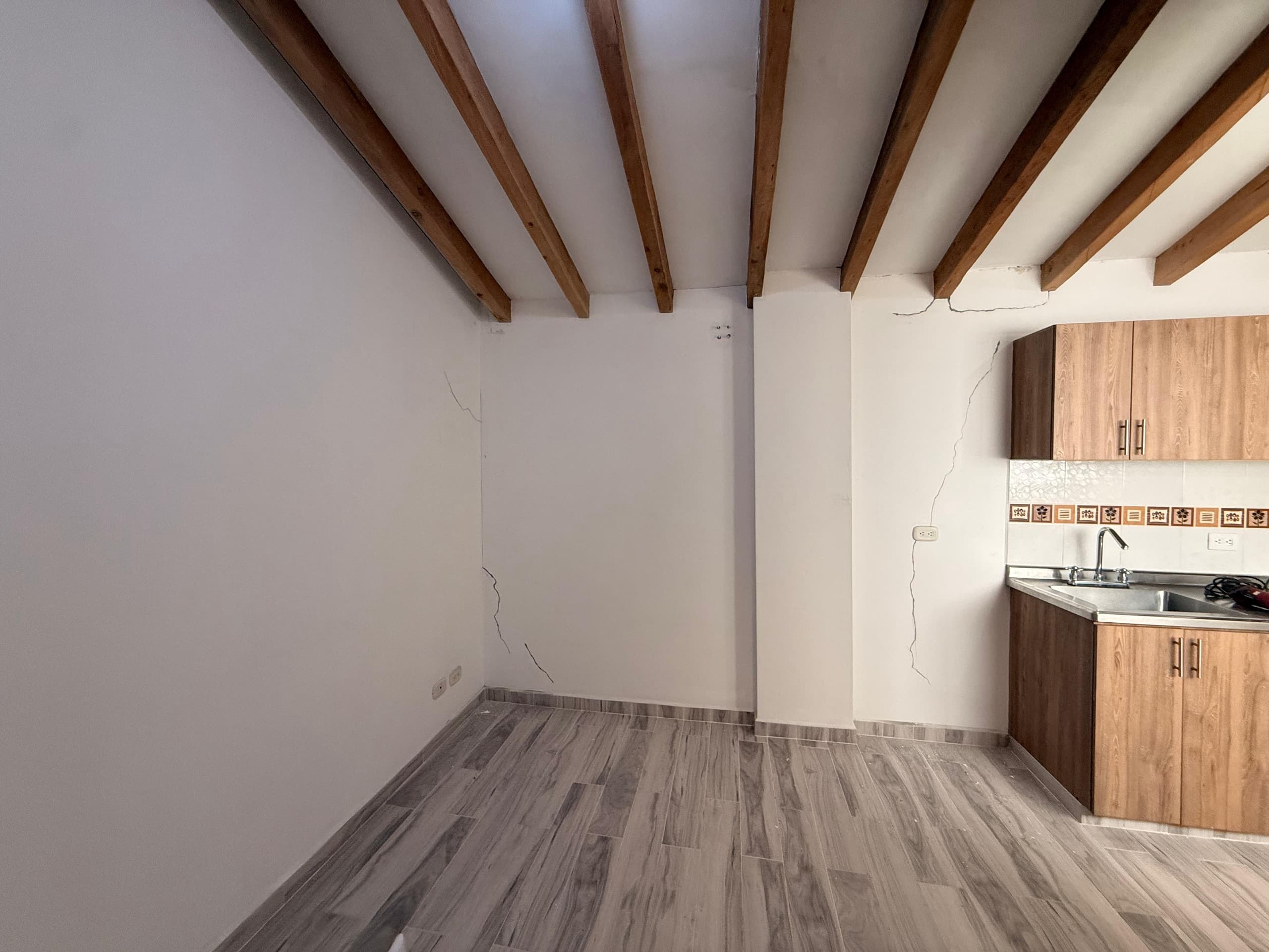 Apartaestudio en arriendo en San Antonio de Pereira, Rionegro — foto 3 de 13