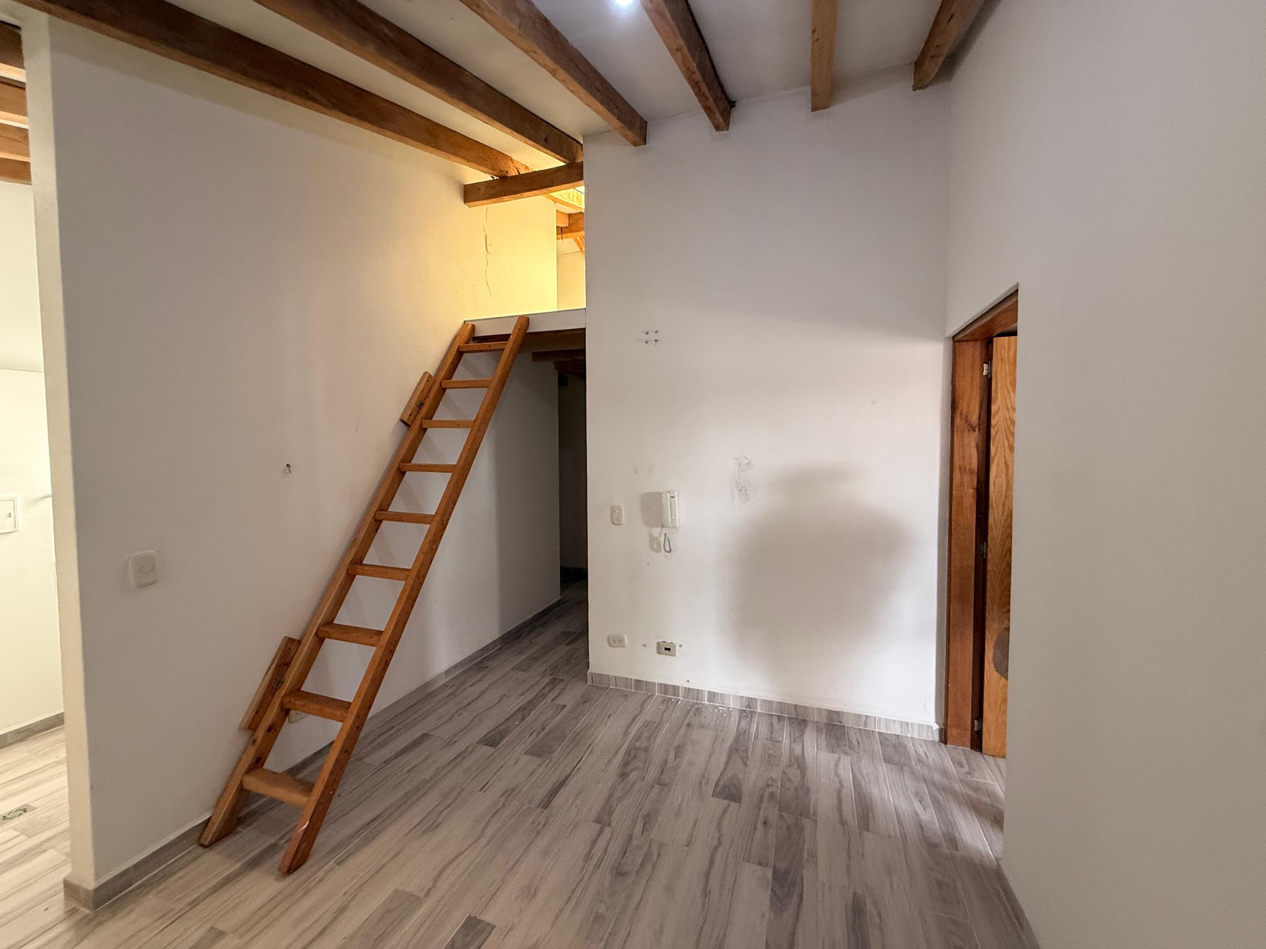Apartaestudio en arriendo en San Antonio de Pereira, Rionegro — foto 4 de 13