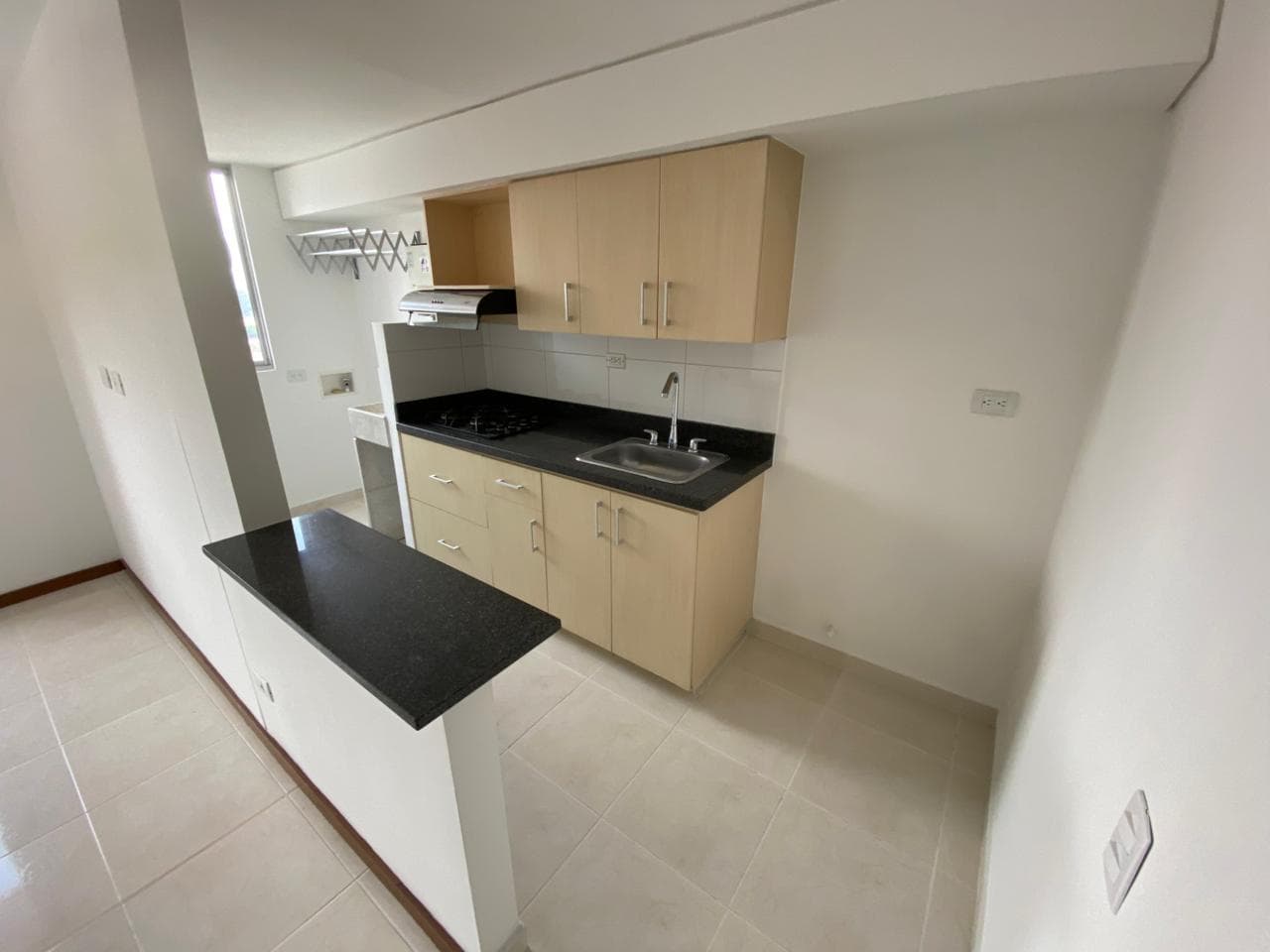 Apartamento en arriendo en Calle Larga, Sabaneta — foto 2 de 18
