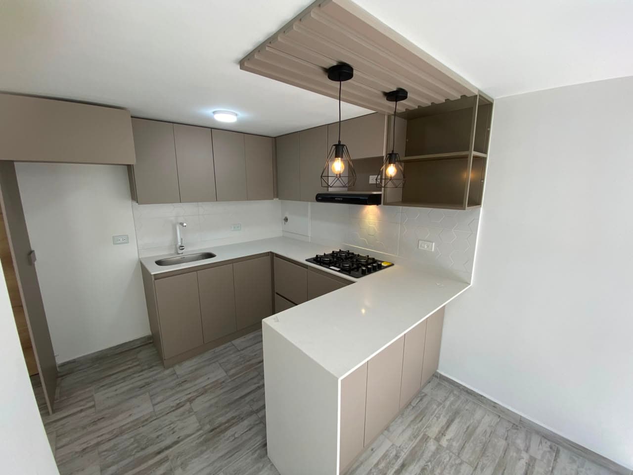 Apartamento en arriendo en Pan de Azucar, Sabaneta — foto 1 de 19