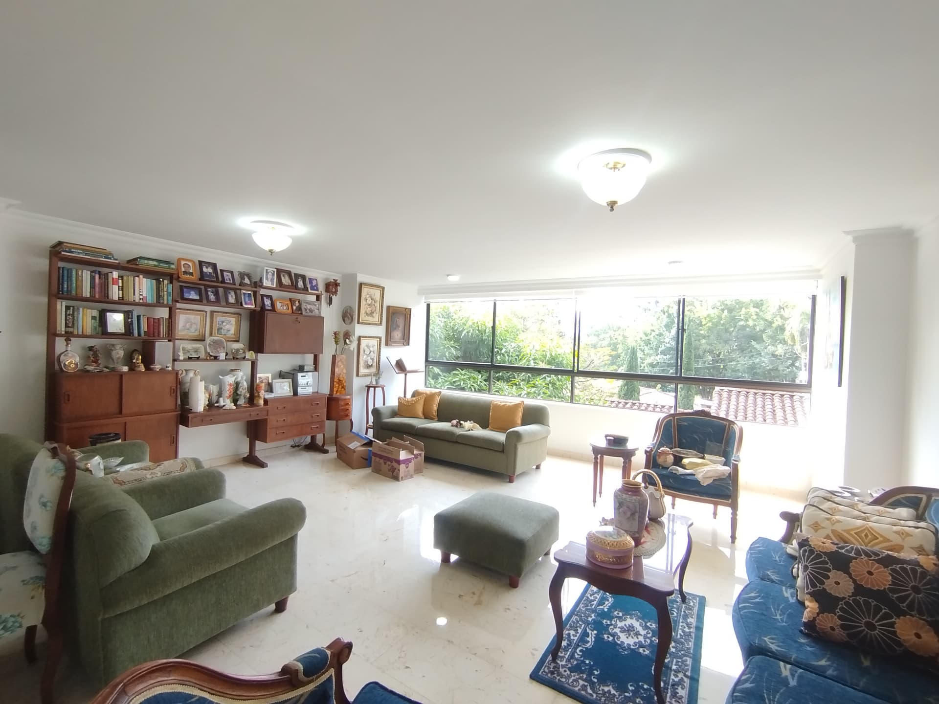 Apartamento en arriendo en Vizcaya, Poblado, Medellín — foto 1 de 20