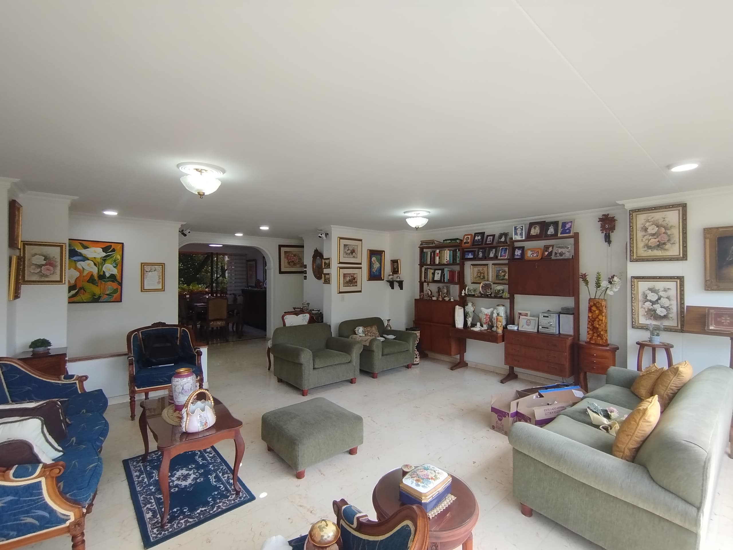 Apartamento en arriendo en Vizcaya, Poblado, Medellín — foto 3 de 20