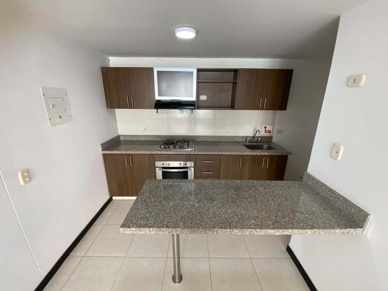 Apartamento en arriendo en San Jose, Sabaneta — foto 2 de 20