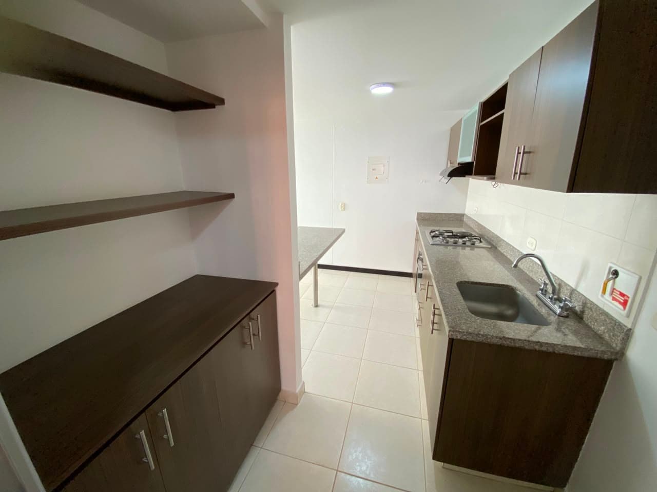 Apartamento en arriendo en San Jose, Sabaneta — foto 3 de 20
