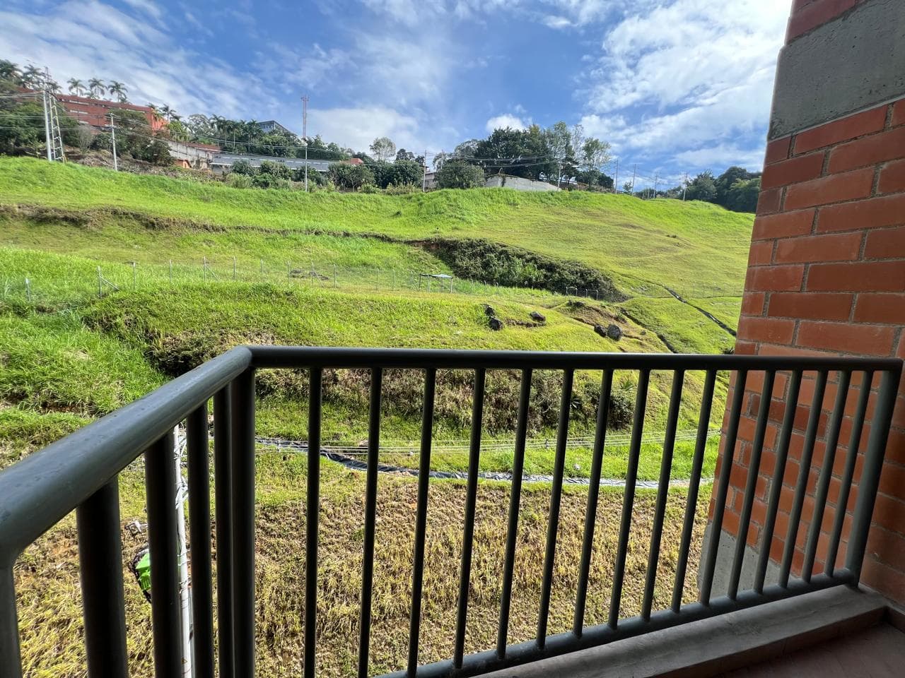 Apartamento en arriendo en Robledo, Medellín — foto 1 de 14