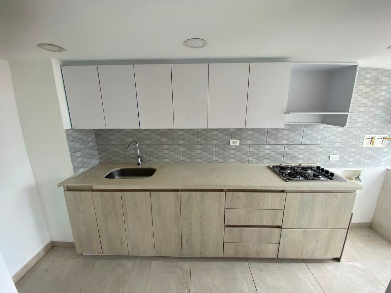 Apartamento en arriendo en La Doctora, Sabaneta — foto 3 de 15