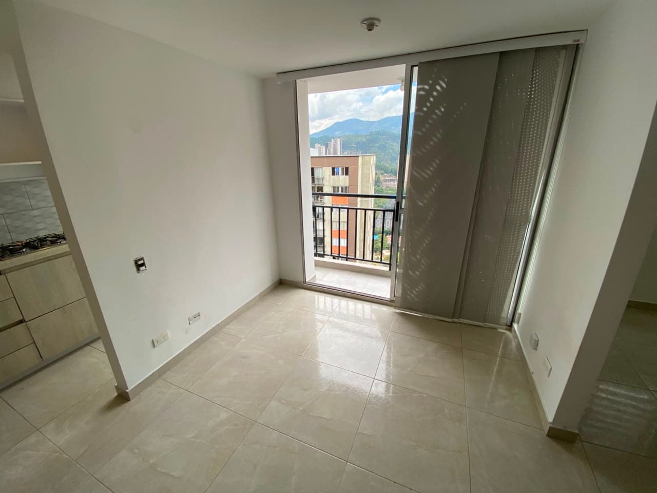 Apartamento en arriendo en La Doctora, Sabaneta — foto 4 de 15