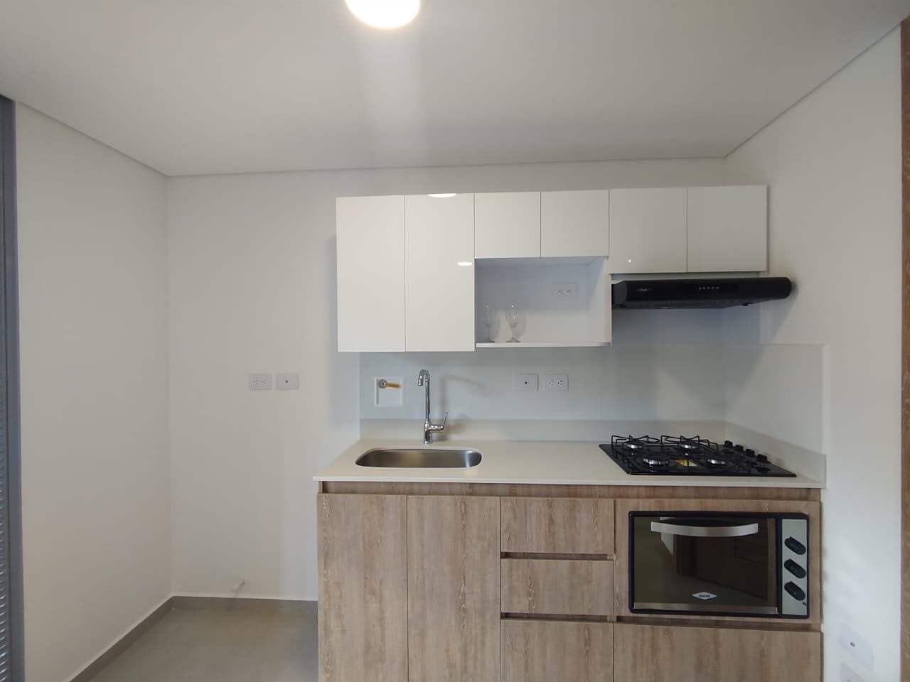 Apartamento en arriendo en San Jose, Sabaneta — foto 2 de 20