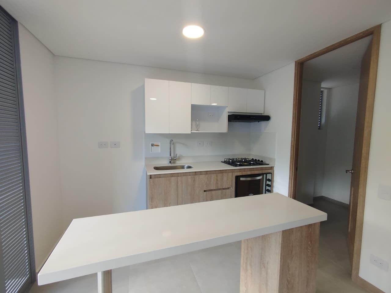 Apartamento en arriendo en San Jose, Sabaneta — foto 3 de 20