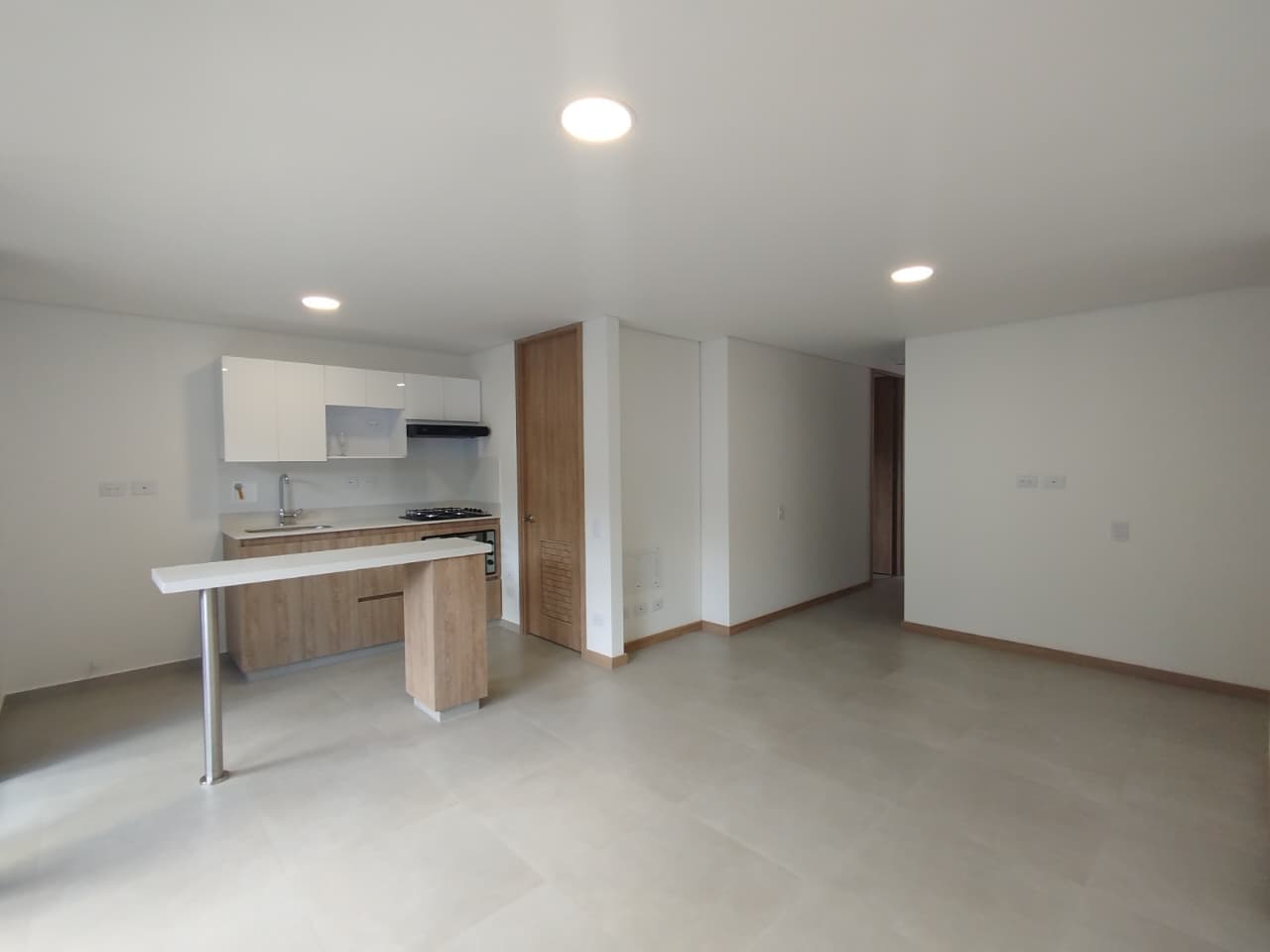 Apartamento en arriendo en San Jose, Sabaneta — foto 4 de 20