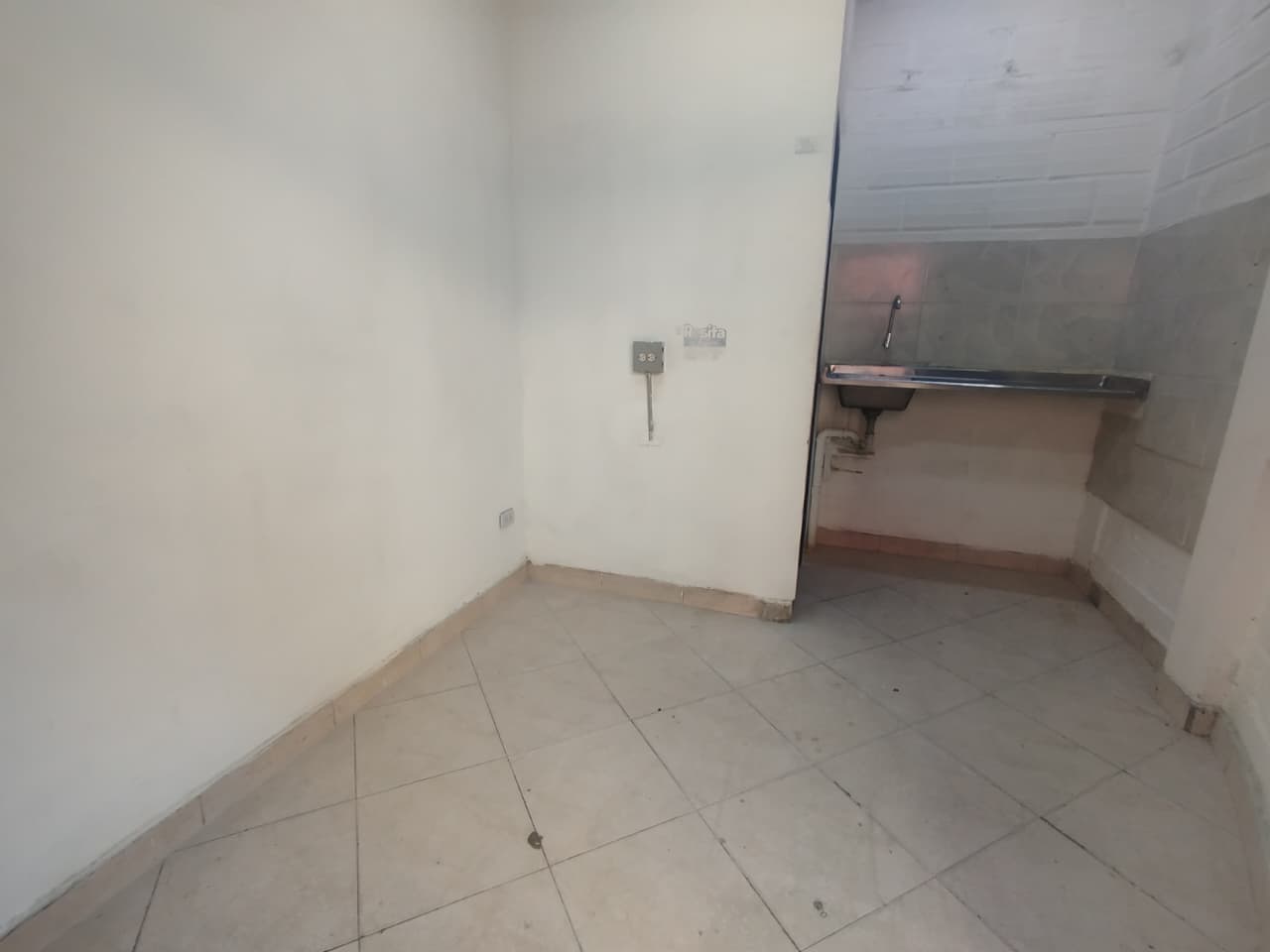 Local en arriendo en La Candelaria, Centro, Medellín — foto 2 de 11