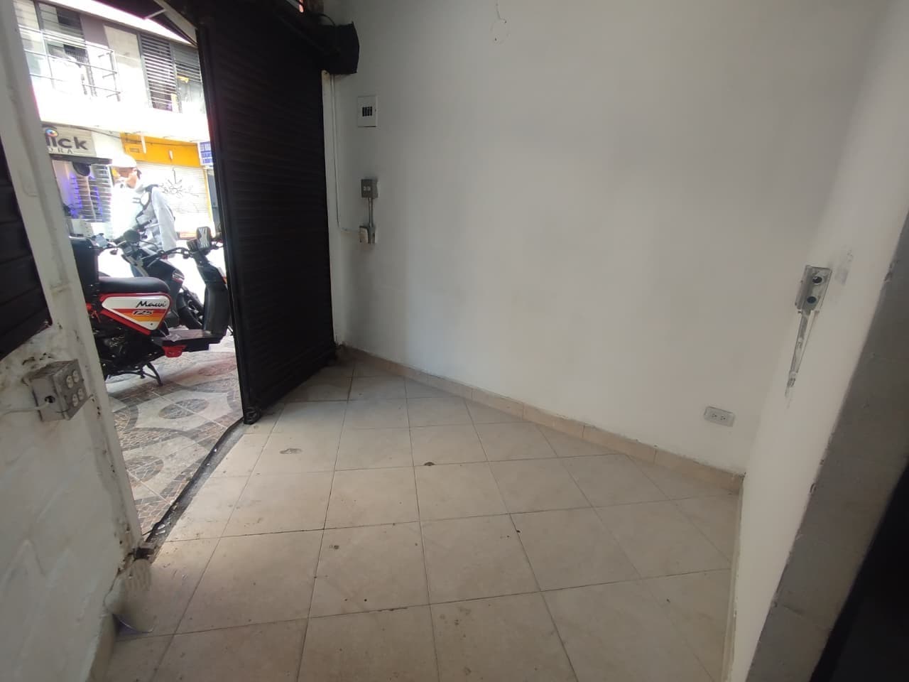 Local en arriendo en La Candelaria, Centro, Medellín — foto 5 de 11