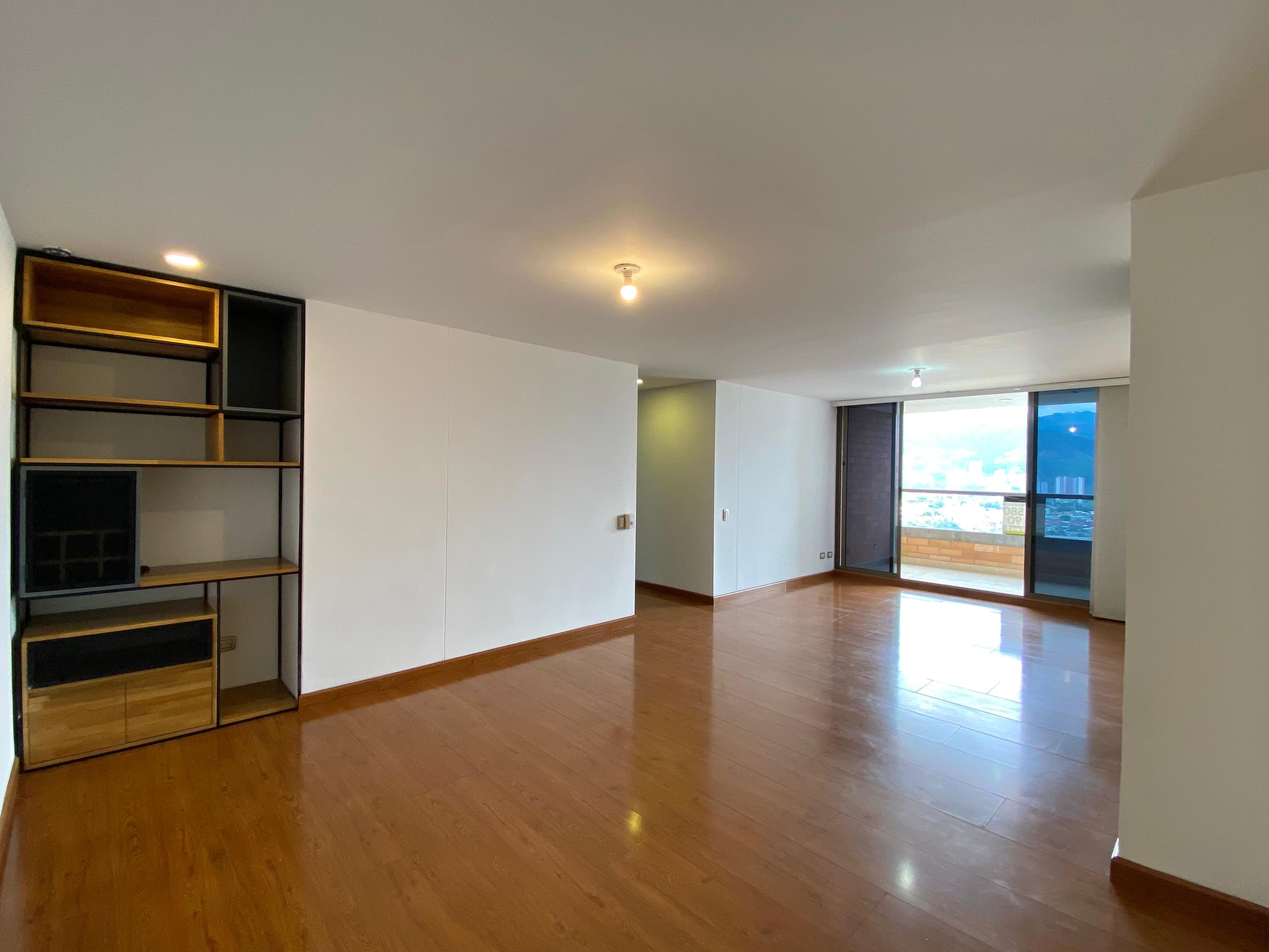 Apartamento en arriendo en Santa María De Los Ángeles, Poblado, Medellín — foto 3 de 20