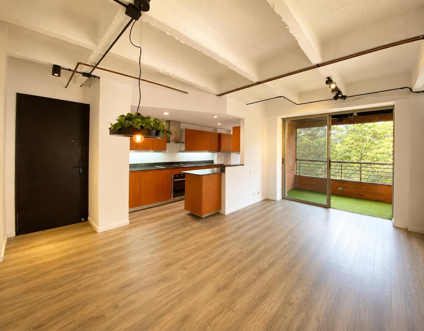 Apartamento en arriendo en Vizcaya, Poblado, Medellín — foto 1 de 19