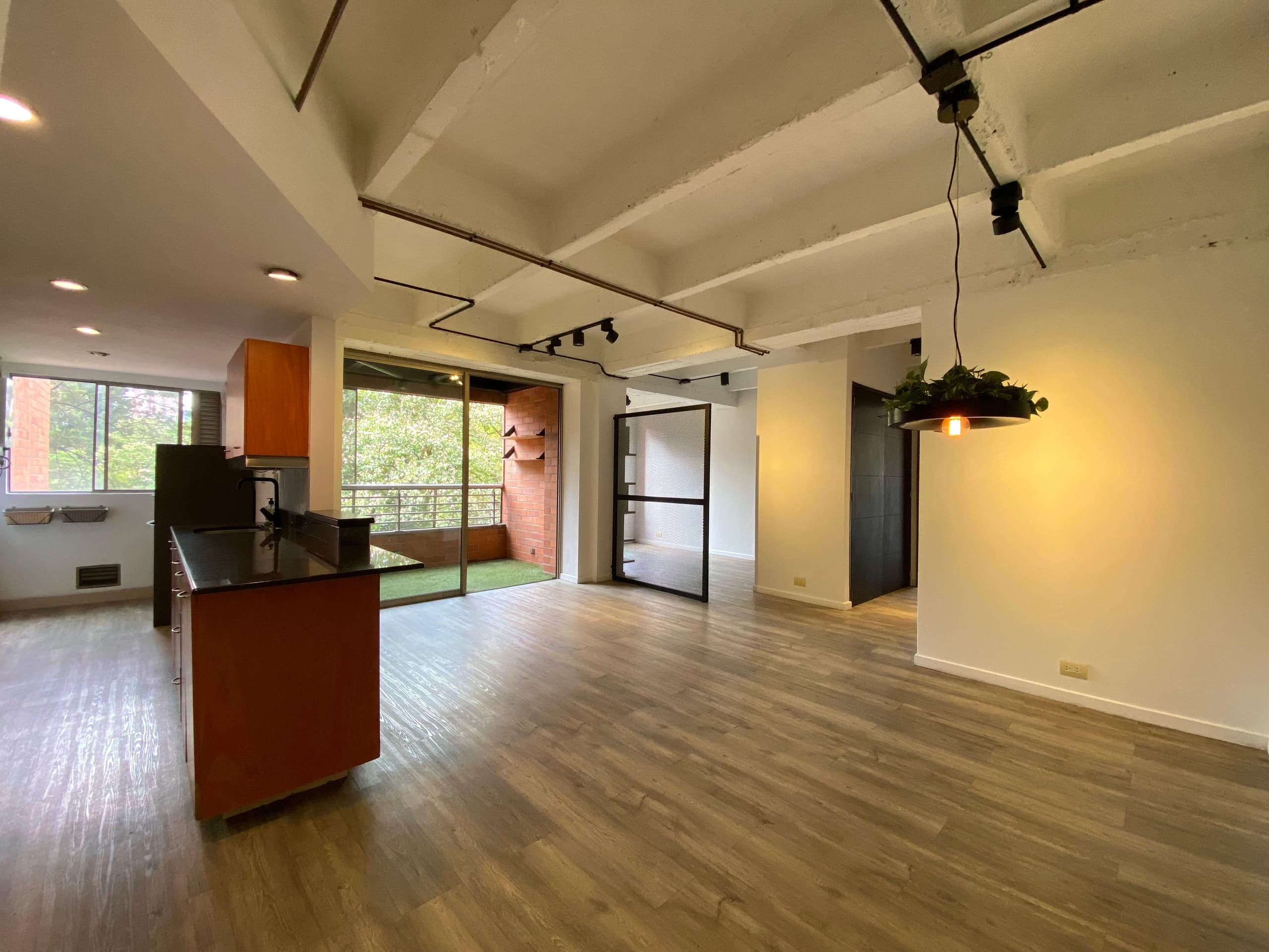 Apartamento en arriendo en Vizcaya, Poblado, Medellín — foto 2 de 19